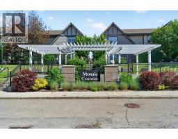 38 Cranford Drive SE - photo 3