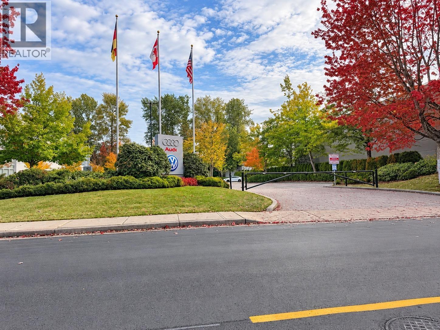 Photo of 1145 22091 FRASERWOOD WAY 19