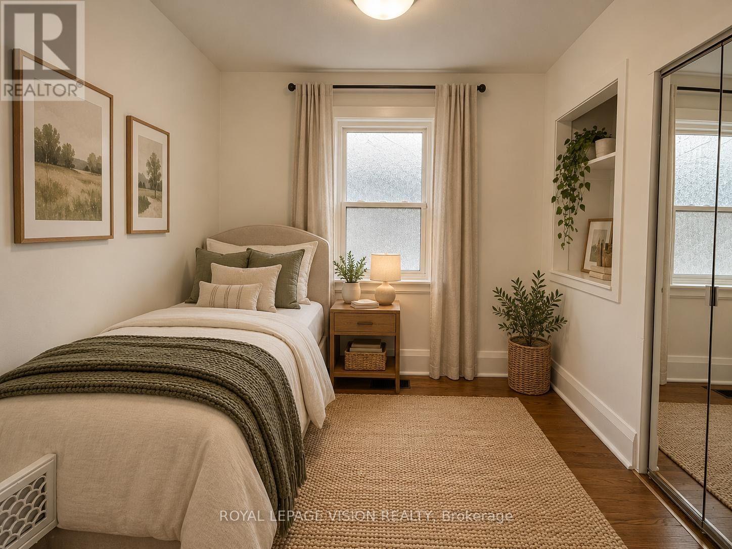 57 Hillcroft Street, Oshawa, ON photo 8