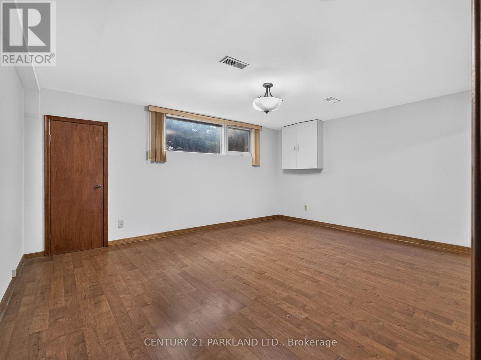85 Victoria Park Avenue, Toronto, ON photo 16