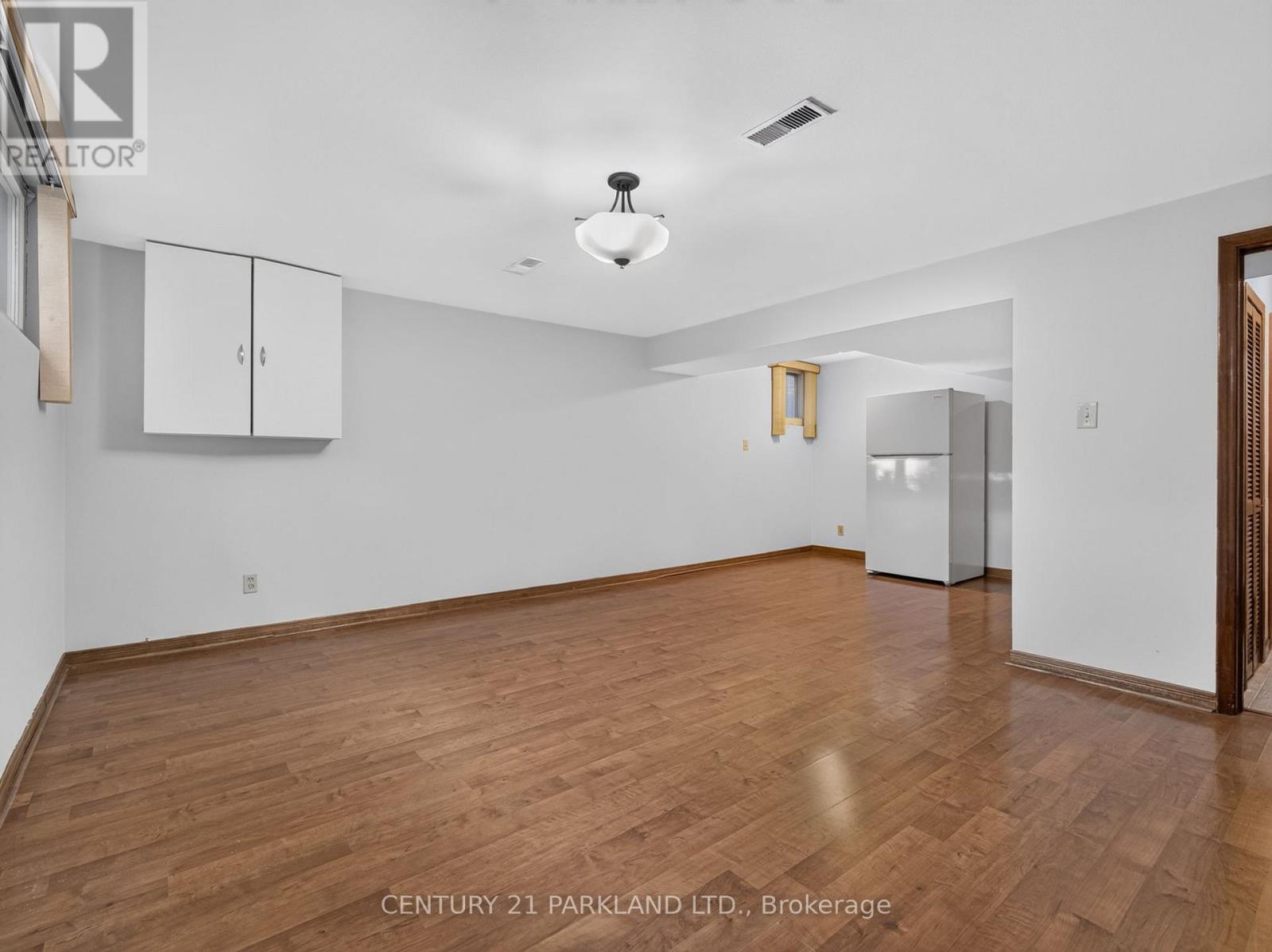 85 Victoria Park Avenue, Toronto, ON photo 17