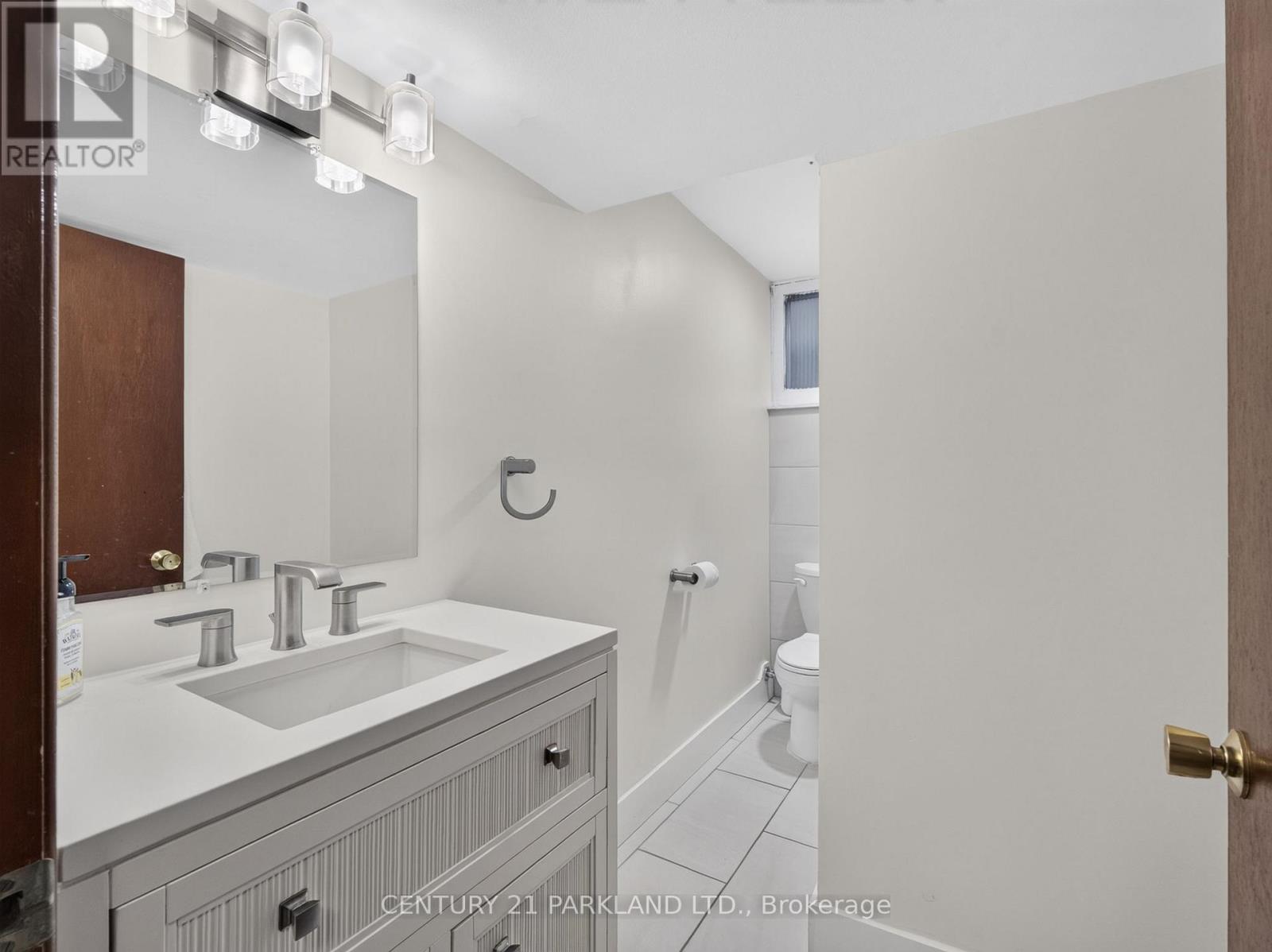 85 Victoria Park Avenue, Toronto, ON photo 18