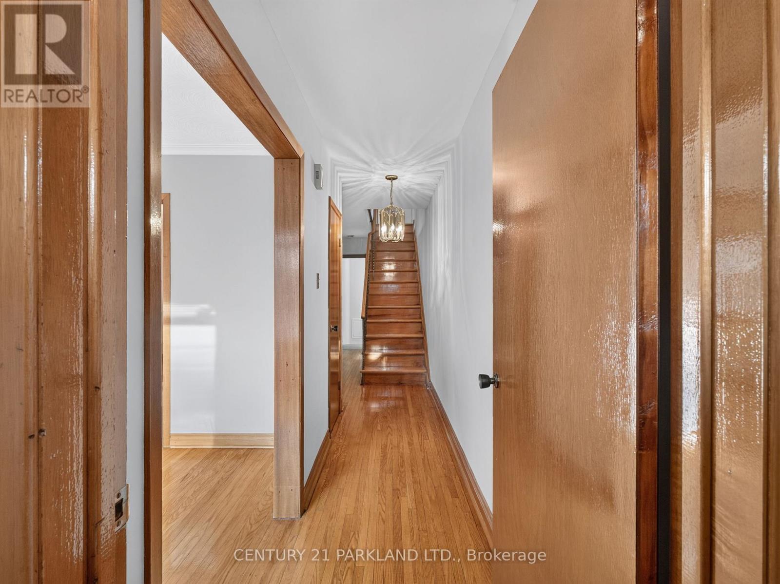85 Victoria Park Avenue, Toronto, ON photo 3