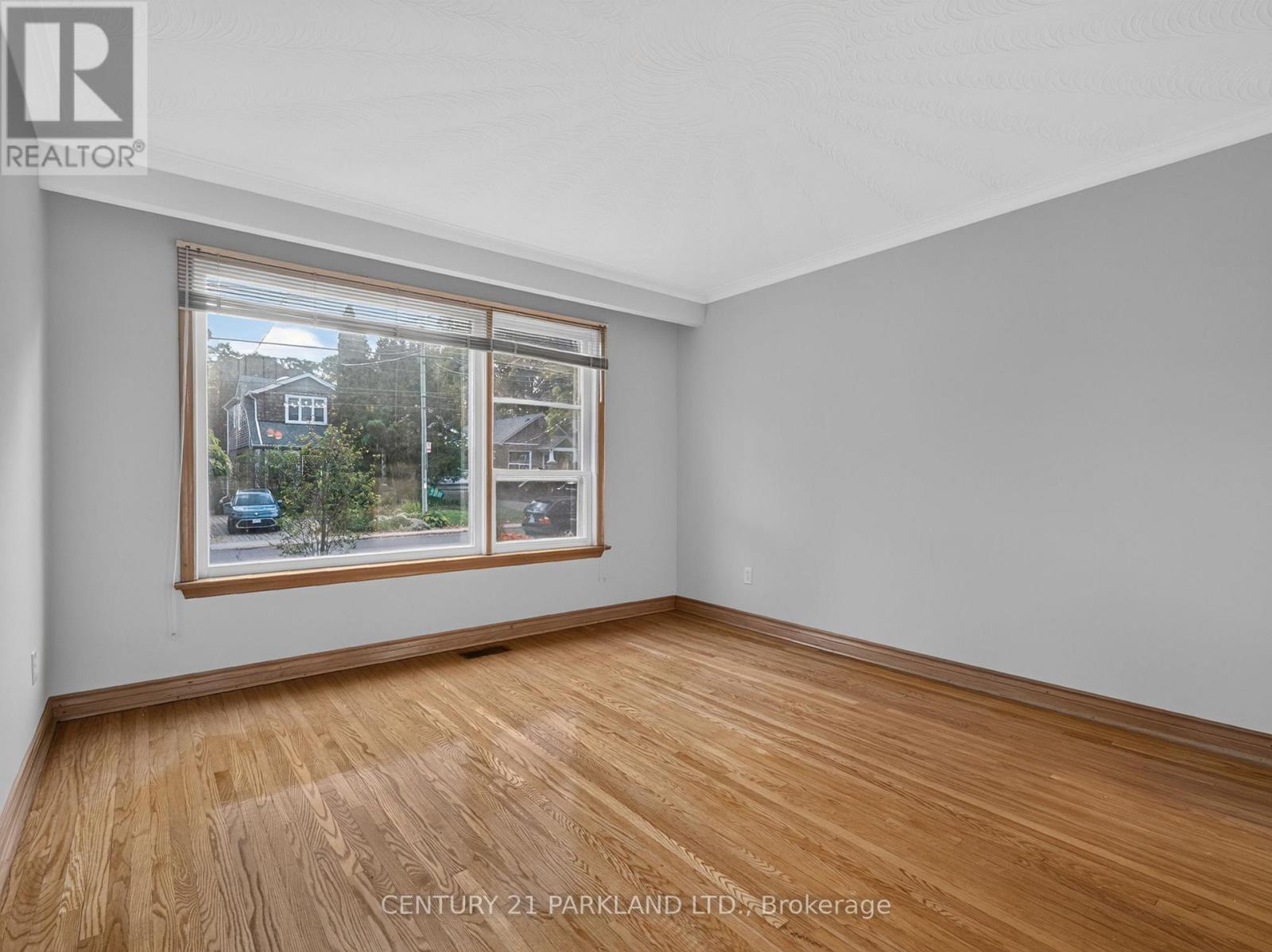 85 Victoria Park Avenue, Toronto, ON photo 5