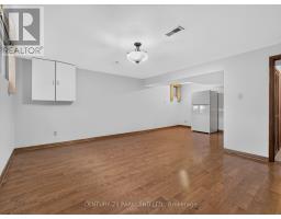 85 Victoria Park Avenue, Toronto, ON M4E3S2 Photo 17
