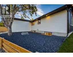 1303 87 Avenue SW - photo 42