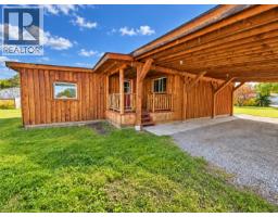 2749 Budd Road, Quesnel, BC V2J6L3 Photo 32