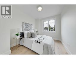 1007 18 Avenue NW - photo 31
