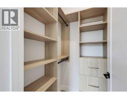 1007 18 Avenue NW - photo 33