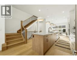 645 36 Street SW - photo 11