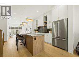 645 36 Street SW - photo 5