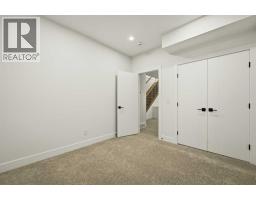 645 36 Street SW - photo 40