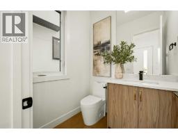 645 36 Street SW - photo 23