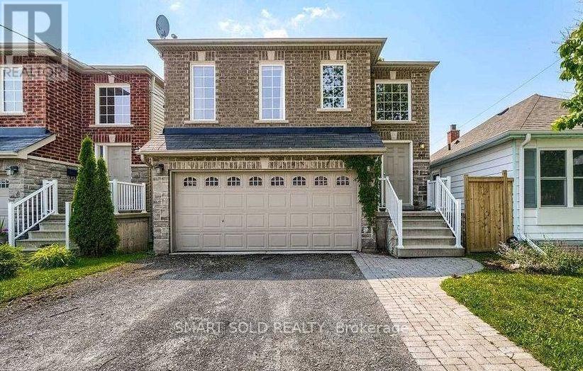 349 Pine Avenue, Oshawa, ON photo 1