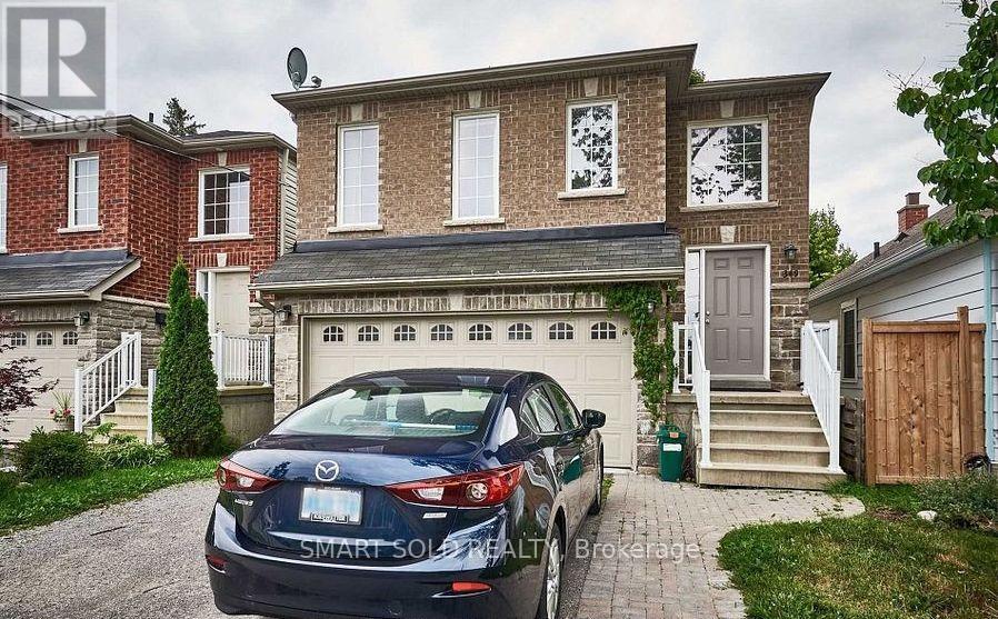 349 Pine Avenue, Oshawa, ON photo 2