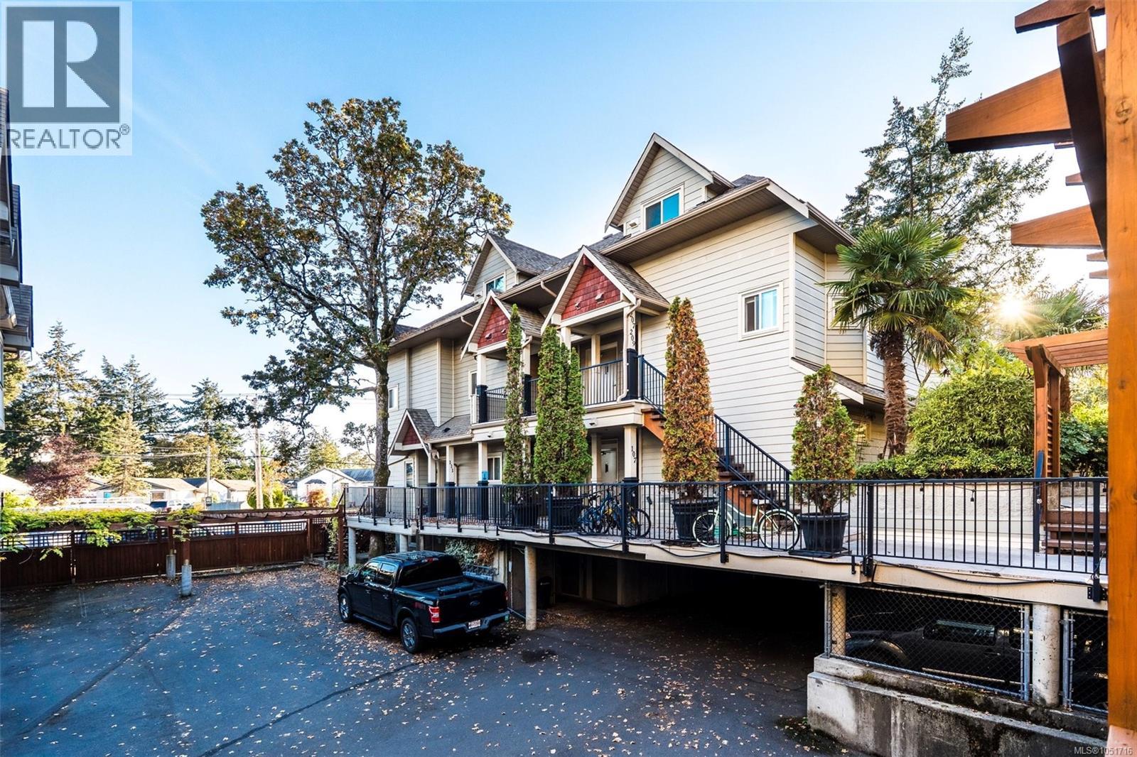 207 791 Station Ave, Langford