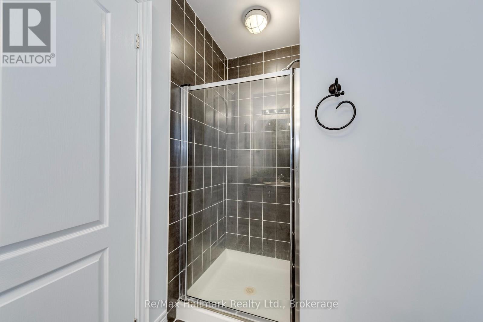 2241 Adirondak Trail — photo 35