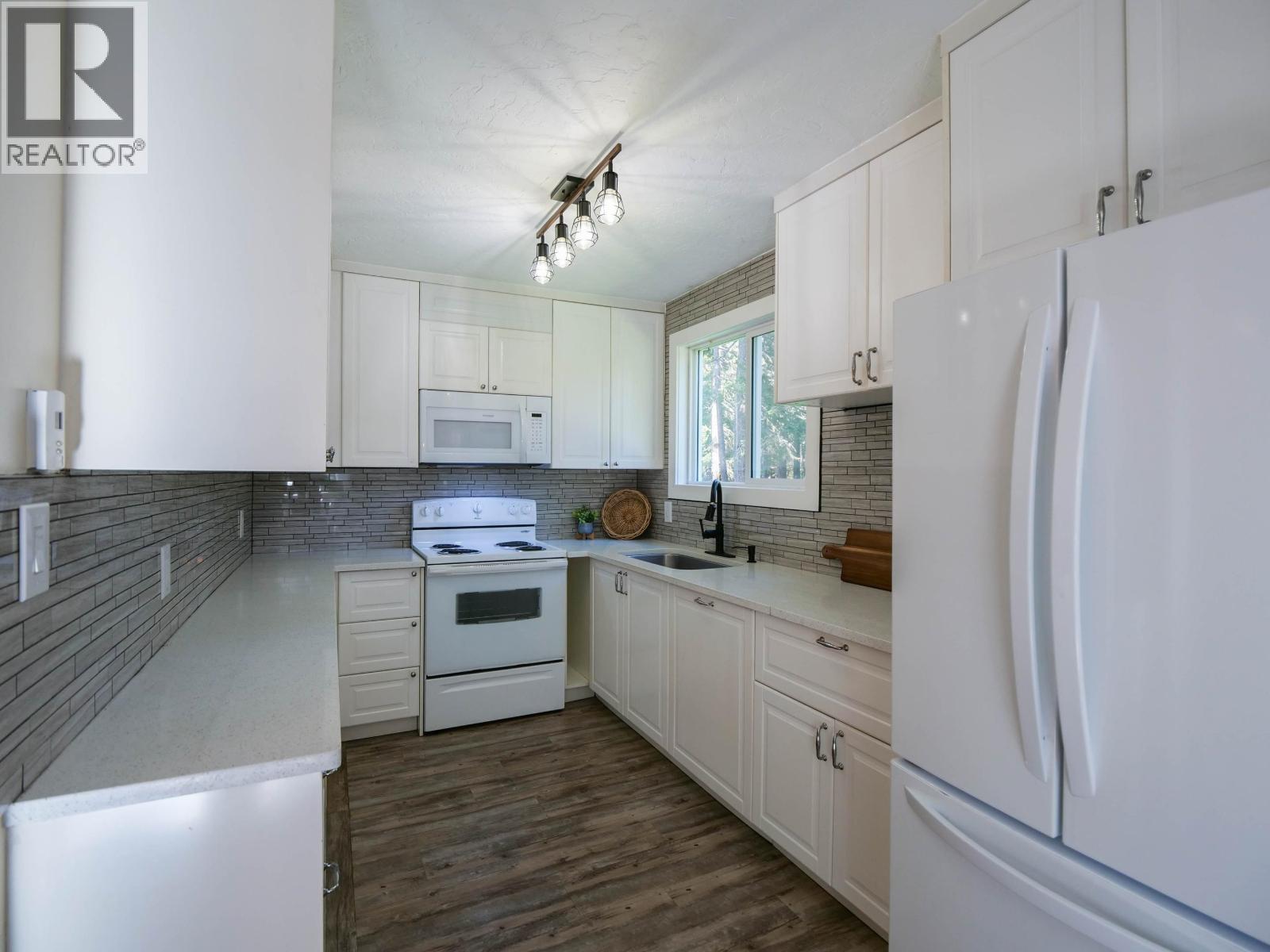 4358 KIWI ROAD - Image 15