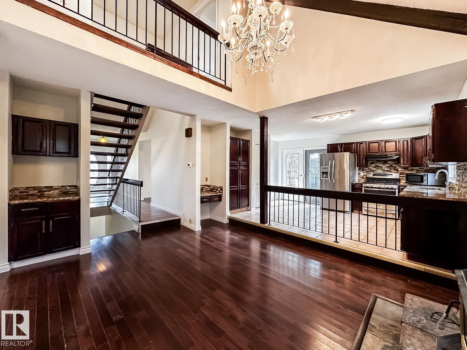 8504 173 Street NW, Thorncliffe (Edmonton) — photo 14 of 30: Property photo