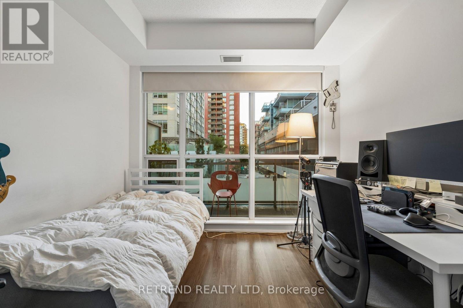 214- 98 Lillian Street, Toronto, ON photo 27