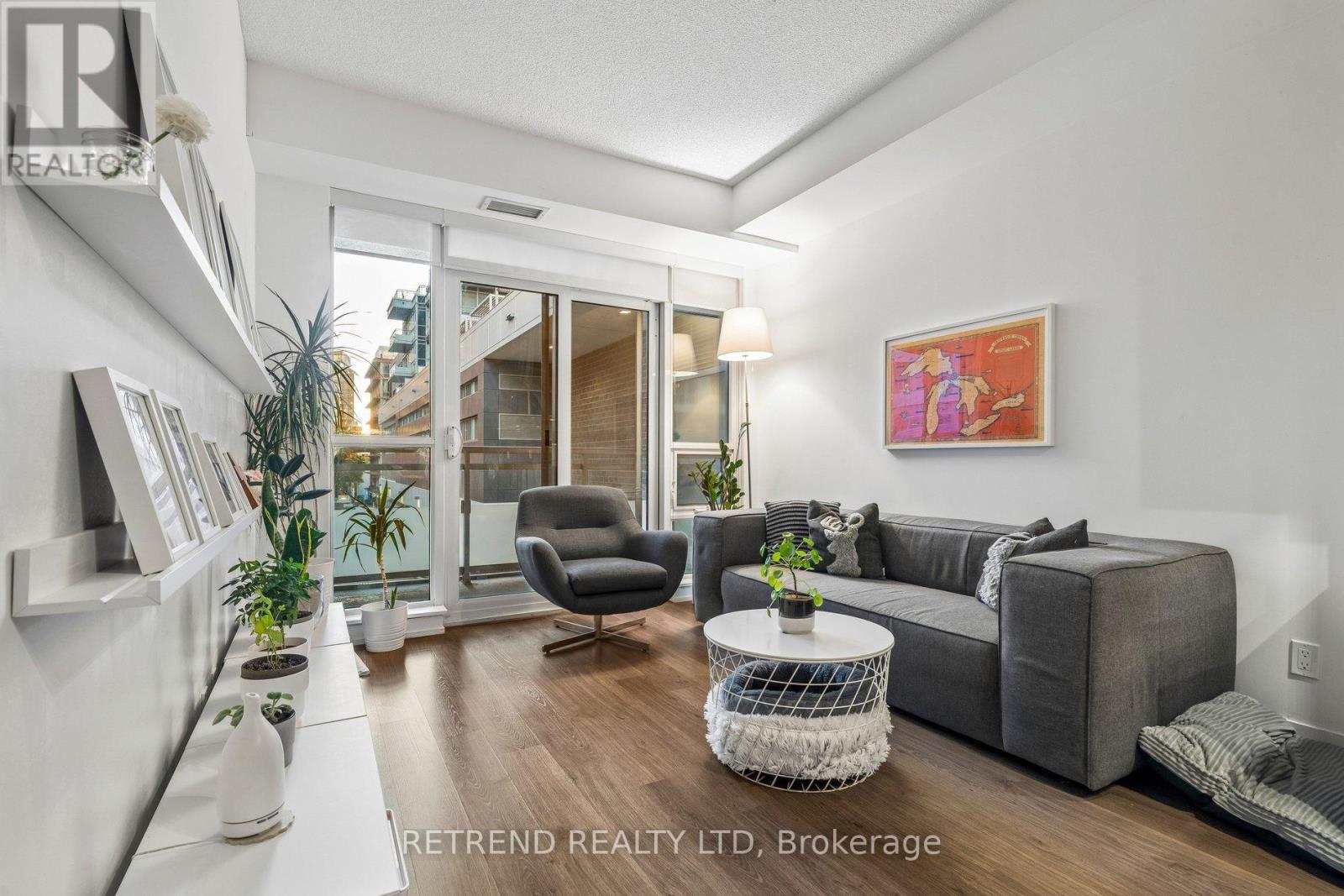 214- 98 Lillian Street, Toronto, ON photo 9