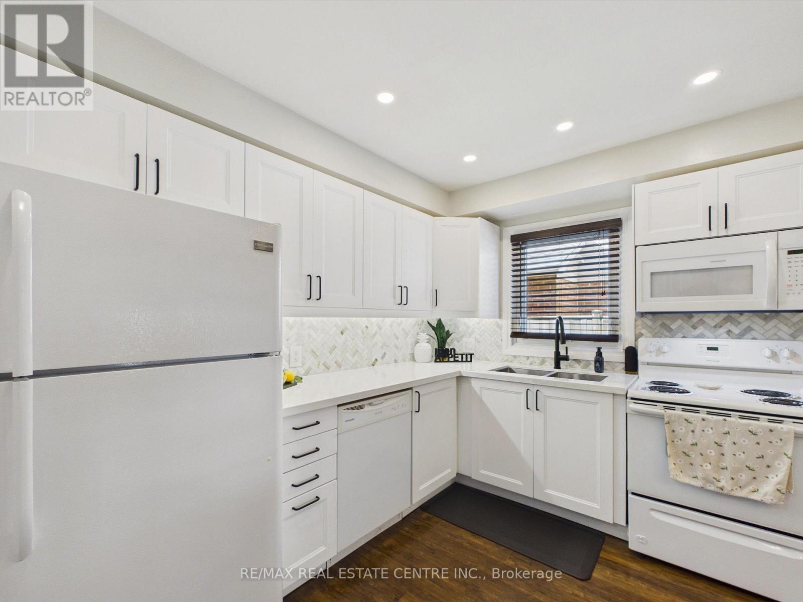 68 Aurora Place, Brampton, ON photo 7