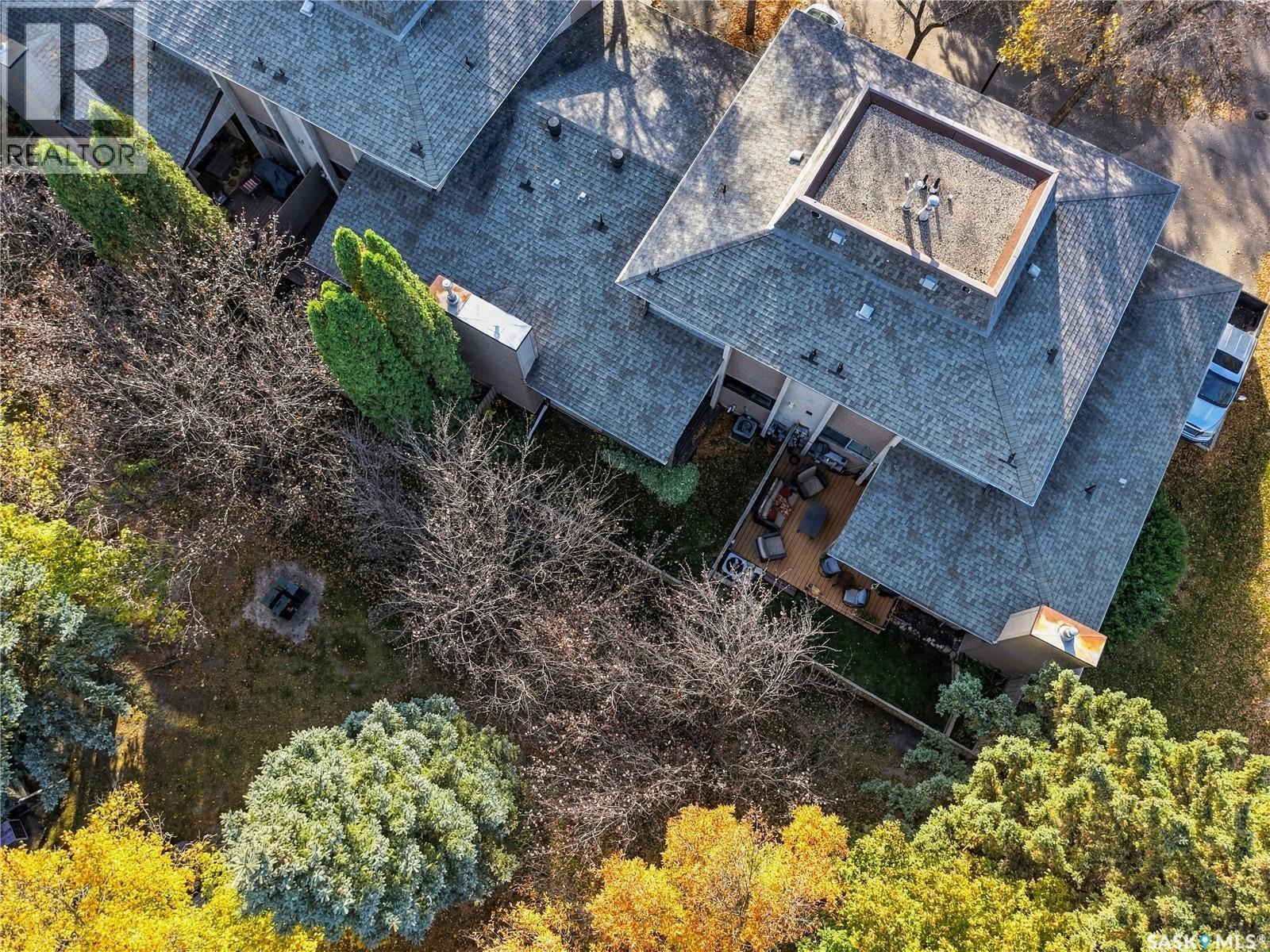 #15 425 Pinehouse DRIVE - 37