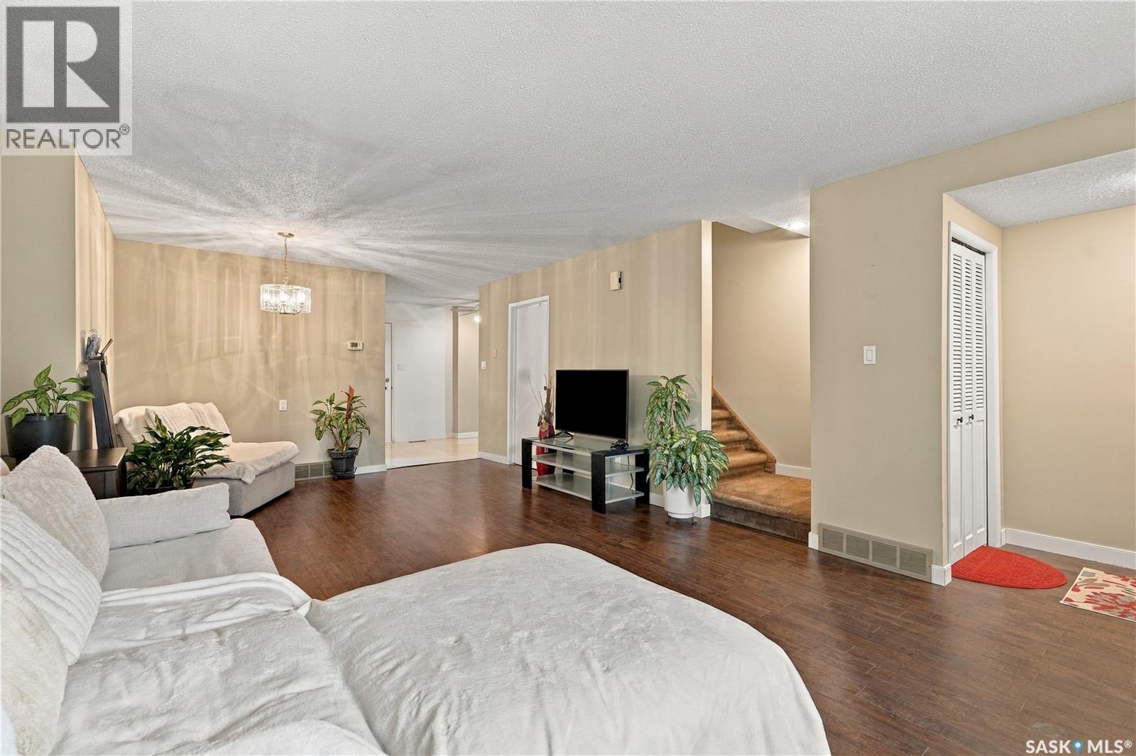 15 425 Pinehouse DRIVE, Saskatoon — photo 8