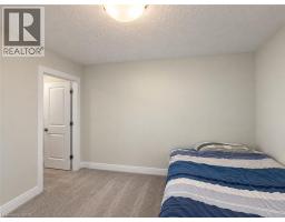 302 Chokecherry Crescent, Waterloo, ON N2V0H1 Photo 11