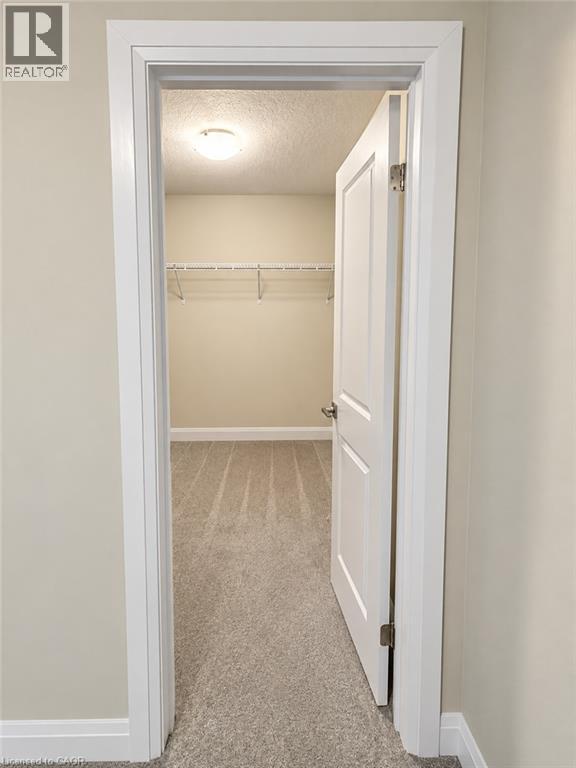 302 CHOKECHERRY Crescent, Waterloo — photo 9