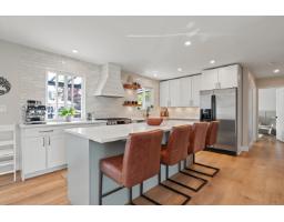 27292 29a Avenue, Langley, BC V4W3J7 Photo 9