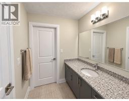 302 Chokecherry Crescent, Waterloo, ON N2V0H1 Photo 15