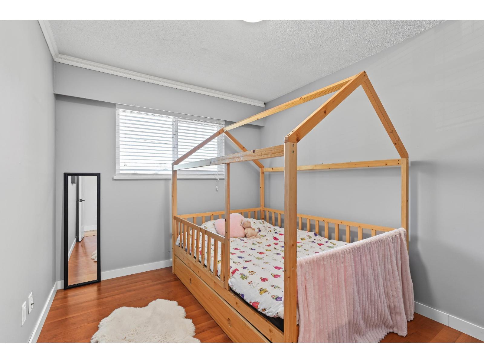 27292 29A AVENUE, Langley