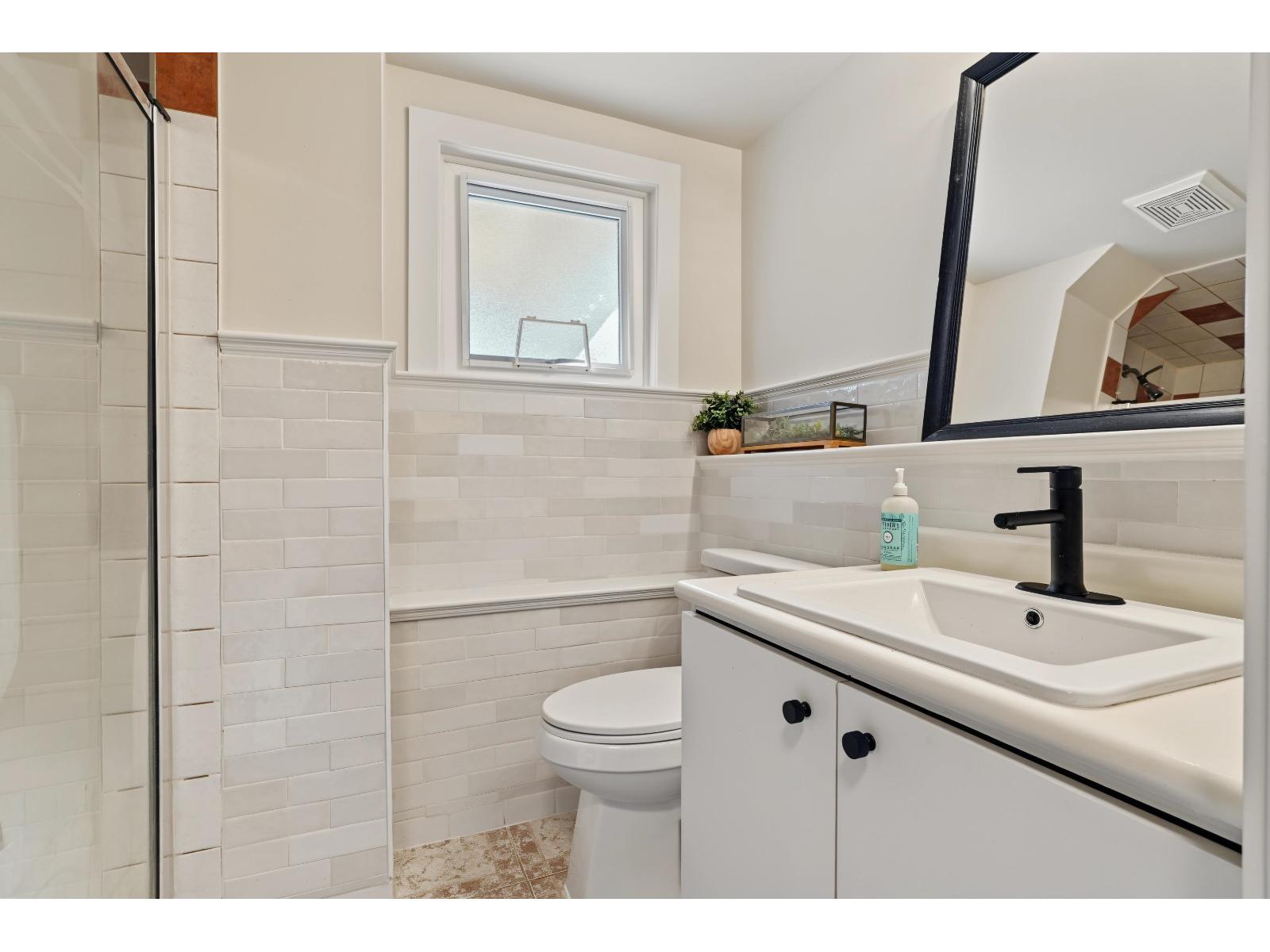 27292 29A AVENUE, Langley