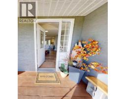 Pantry - 68268 Campsite Road, Plamondon, AB T0A2T0 Photo 8