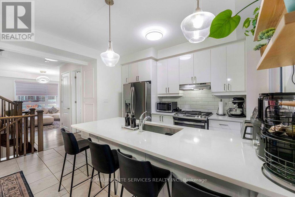 3223 Brigadier Avenue, Pickering, ON photo 29