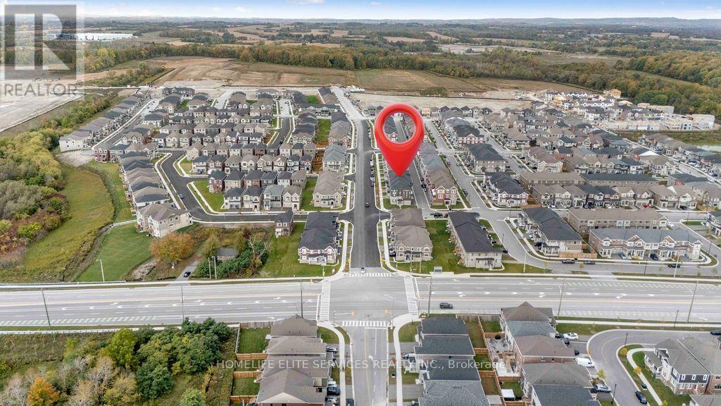 3223 Brigadier Avenue, Pickering, ON photo 5