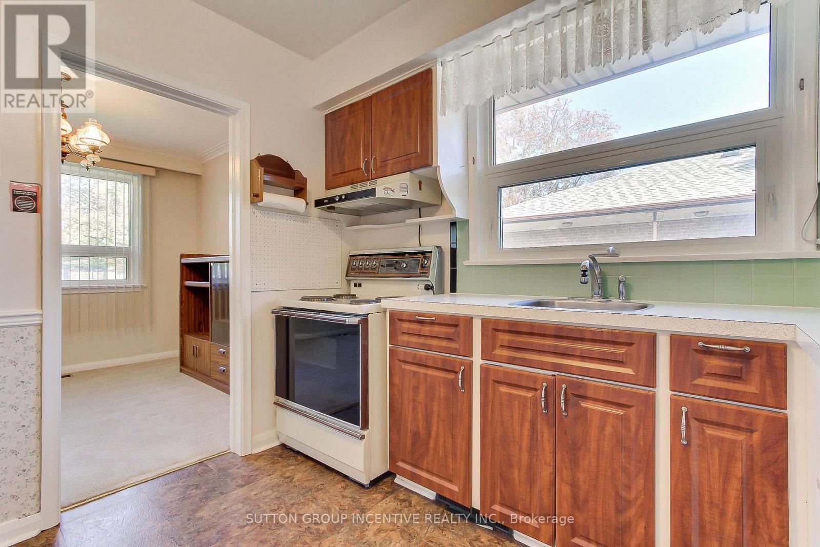 43 Sussex Avenue, Richmond Hill, ON photo 14