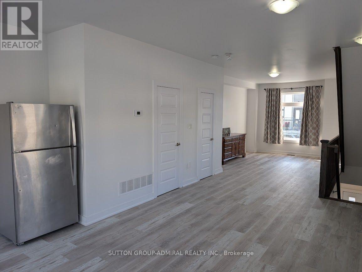 17 - 540 ESSA ROAD, Barrie (Holly) — photo 8