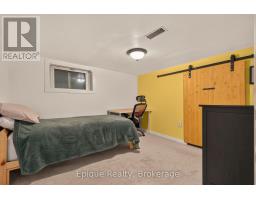 93 Graham Avenue S, Hamilton, ON L8K2M2 Photo 31