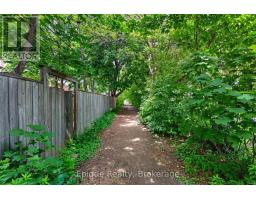 93 Graham Avenue S, Hamilton, ON L8K2M2 Photo 39