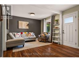 Family room - 93 Graham Avenue S, Hamilton, ON L8K2M2 Photo 8
