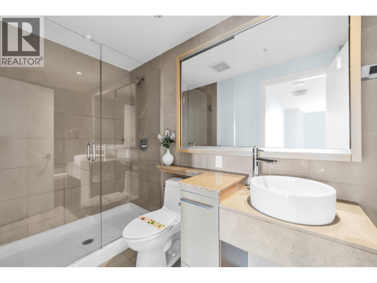 Photo of 3505 833 SEYMOUR STREET 23