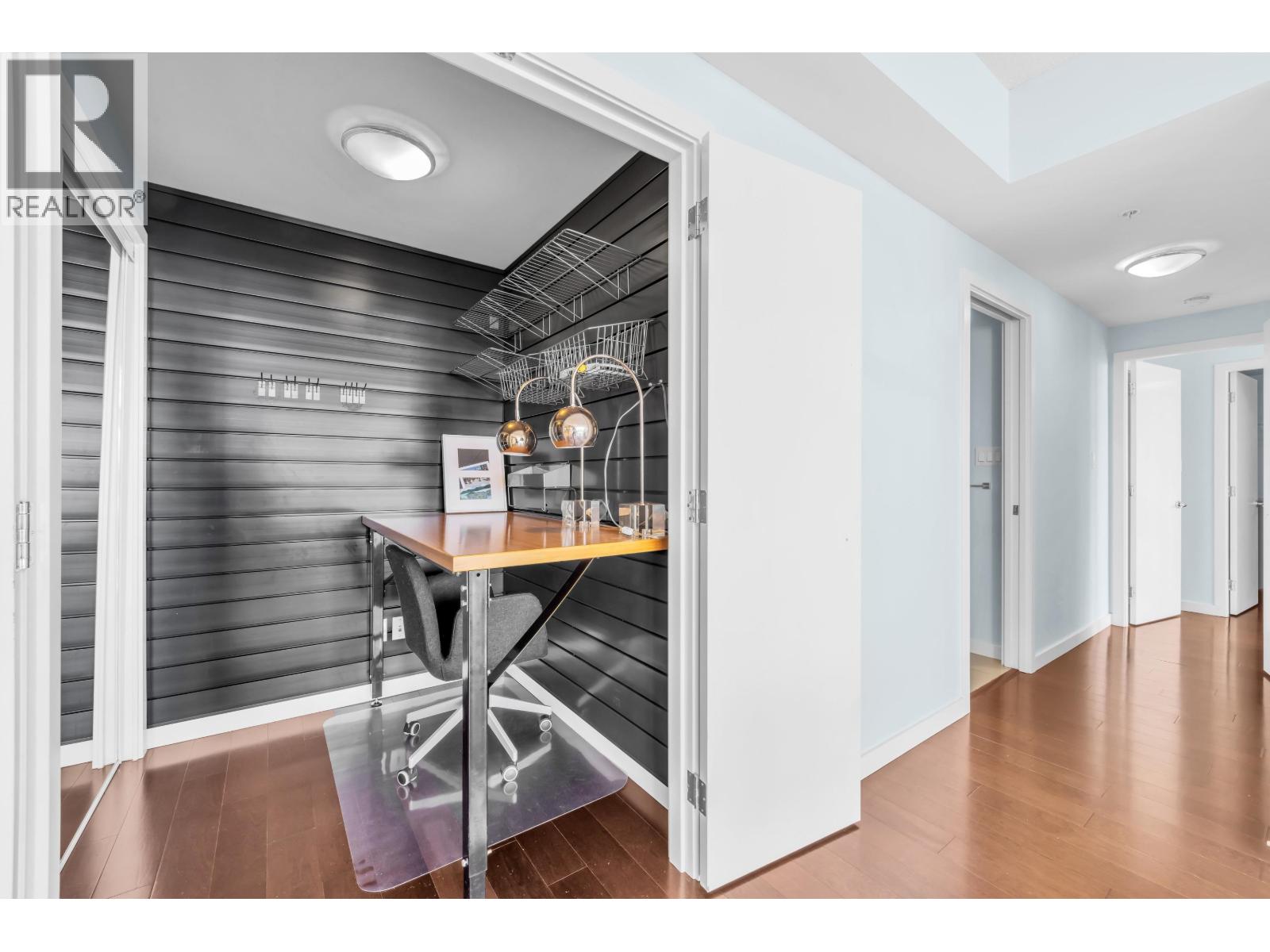 Photo of 3505 833 SEYMOUR STREET 26