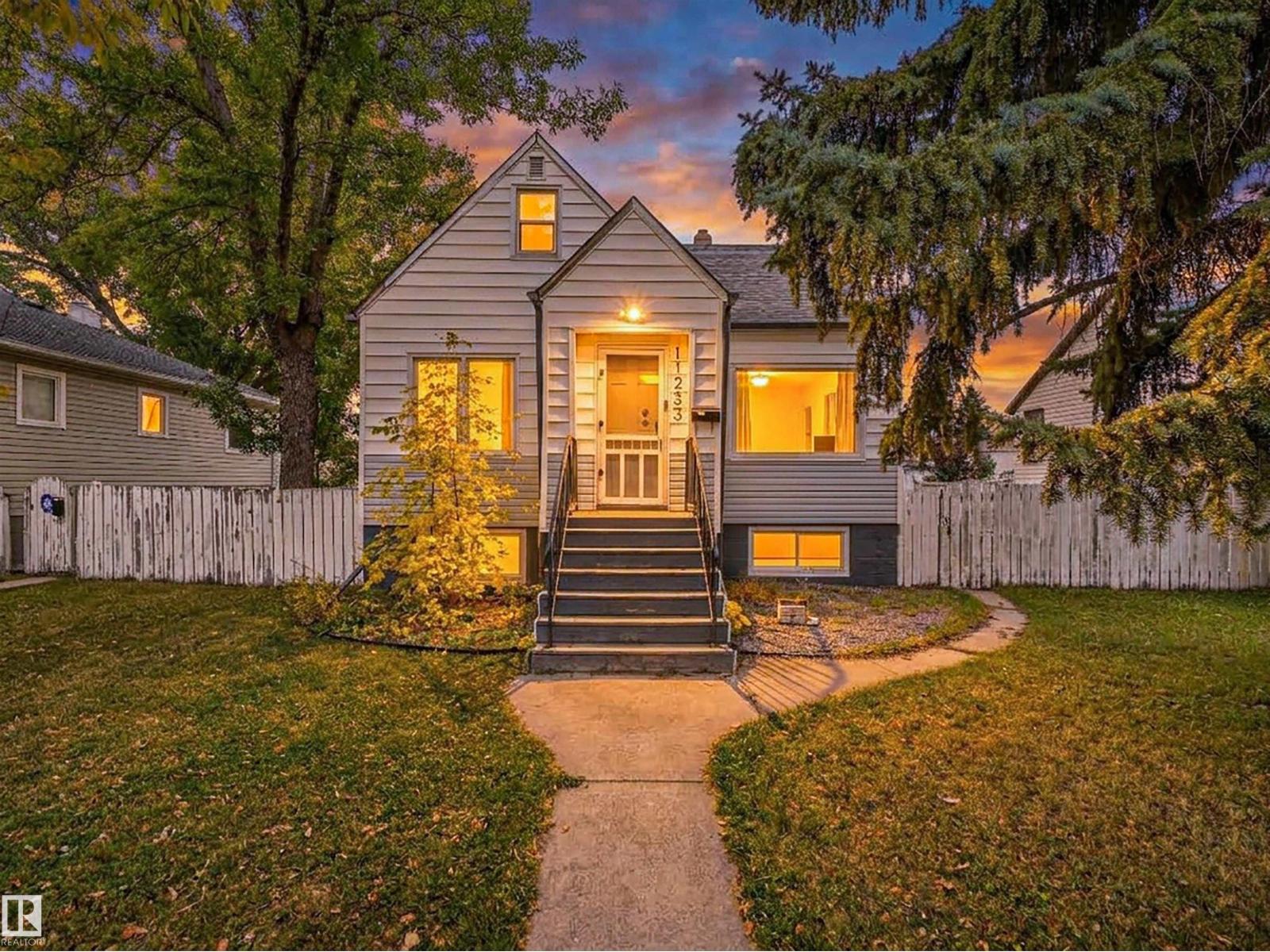 Photo of 11233 103 ST NW, Edmonton