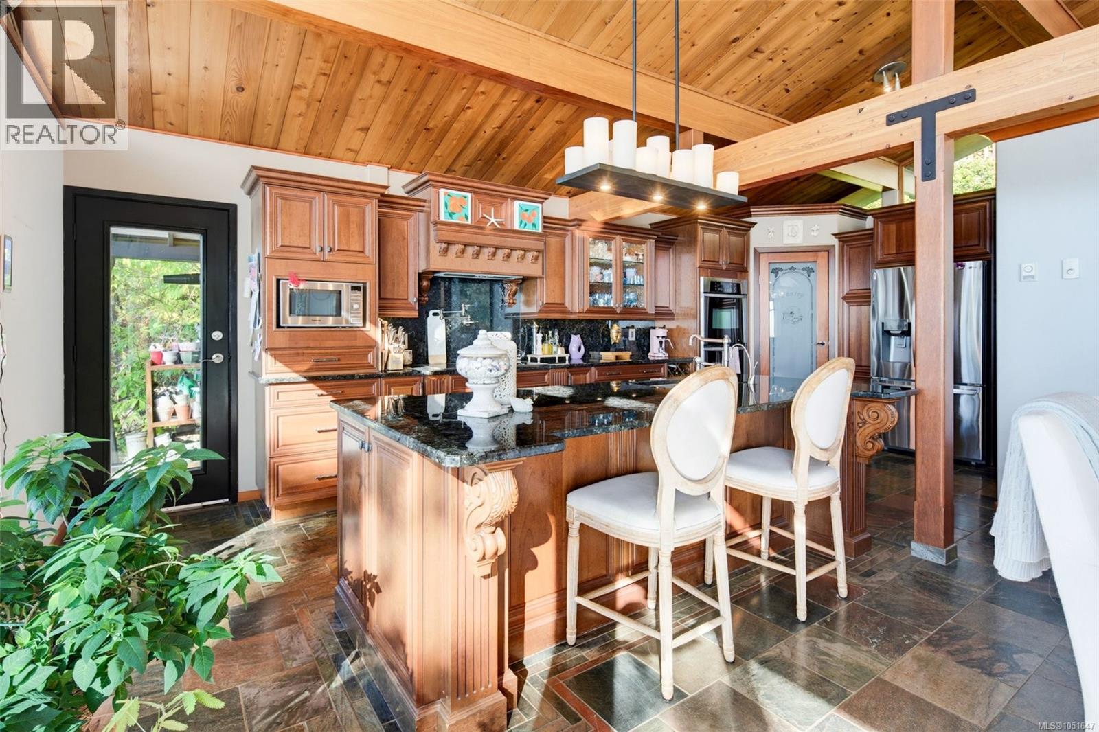 7995 West Coast Rd - Image 16