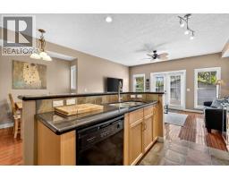 2506 17 Street SE - photo 17