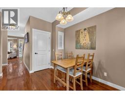 2506 17 Street SE - photo 18