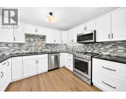 8 Hawkfield Crescent NW - photo 3
