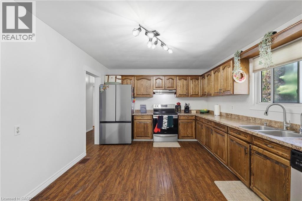 120 CAVERLY Road - 12